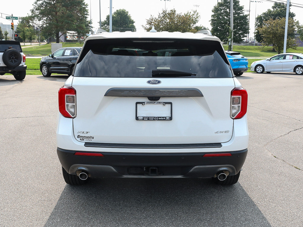Certified 2024 Ford Explorer XLT w/ Equipment Group 202A AWD/4WD image 6
