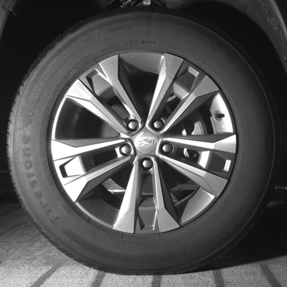 Used 2025 Chevrolet Equinox LT FWD image 13