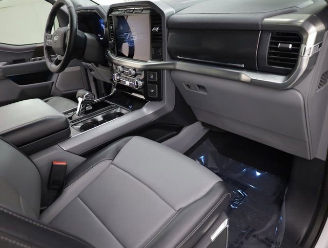 Used 2023 Ford F150 Lariat w/ Max Trailer Tow Package image 7