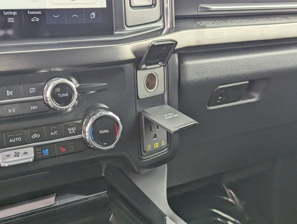 Used 2024 Ford F350 Lariat w/ Lariat Ultimate Package image 32