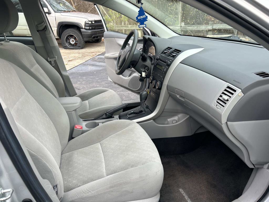 Used 2009 Toyota Corolla S image 19