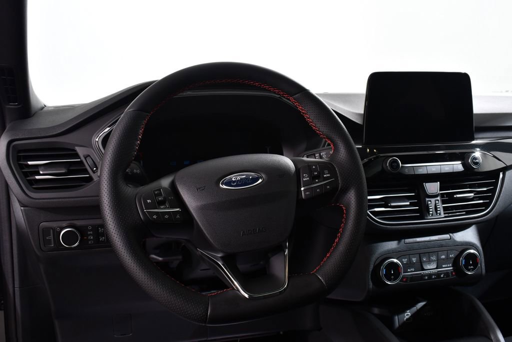 New 2025 Ford Escape ST-Line w/ Cold Weather Package AWD/4WD image 12