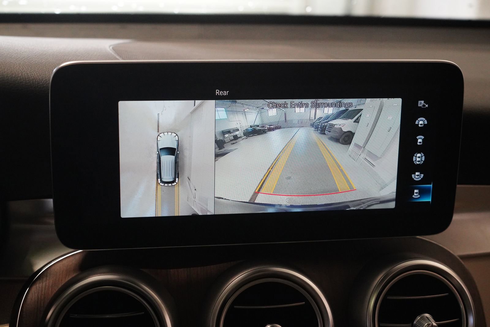 Certified 2022 Mercedes-Benz GLC 300 4MATIC image 25