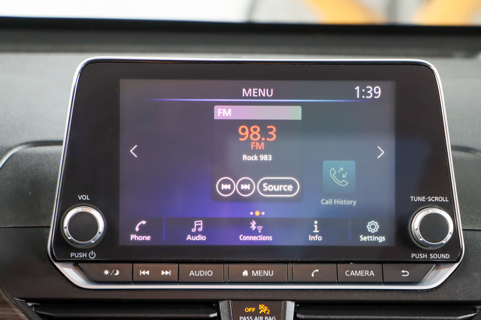 Used 2024 Nissan Altima 2.5 SV image 19