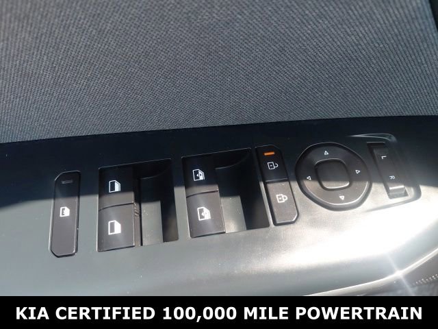Certified 2025 Kia K4 EX image 19