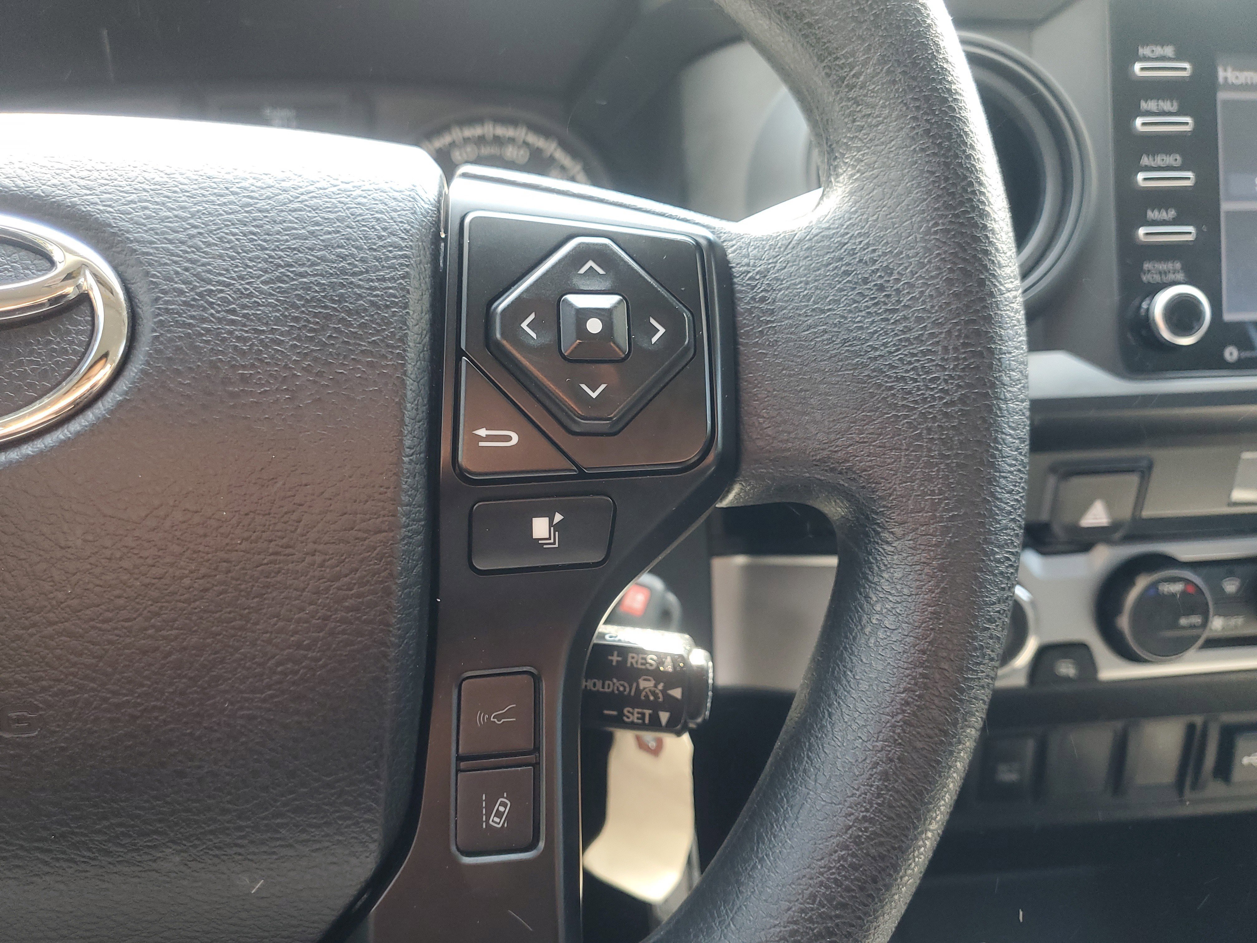 Certified 2023 Toyota Tacoma SR AWD/4WD image 21