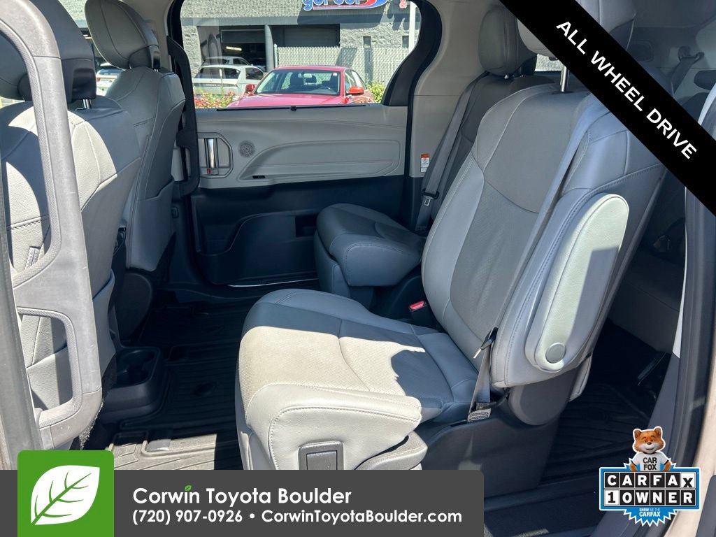 Used 2024 Toyota Sienna Limited AWD/4WD image 22