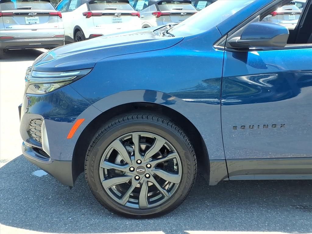 Certified 2023 Chevrolet Equinox RS AWD/4WD image 5