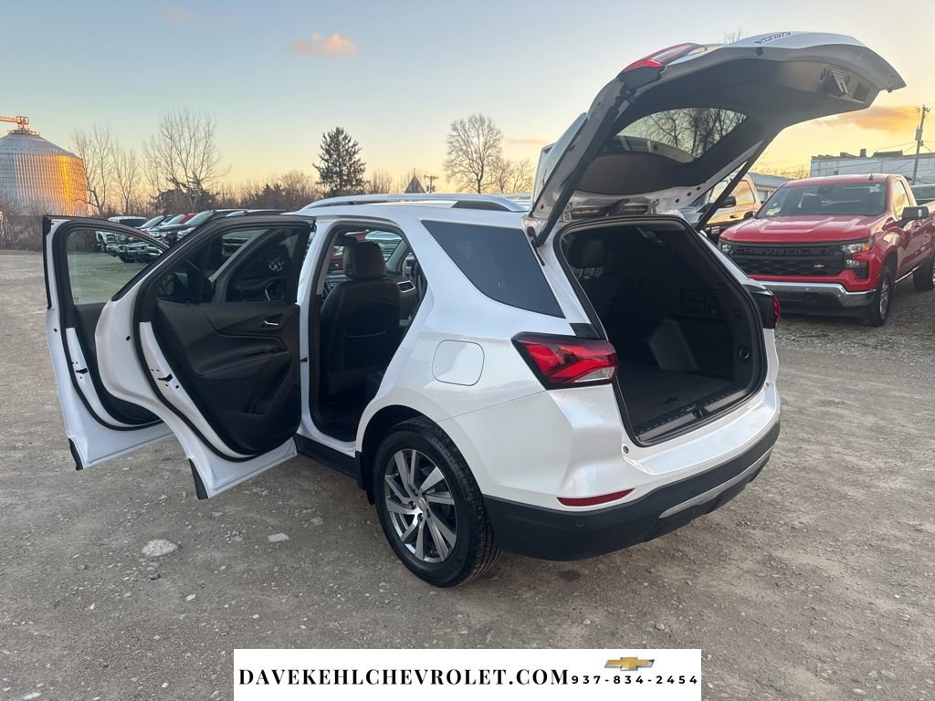 Used 2023 Chevrolet Equinox Premier image 12