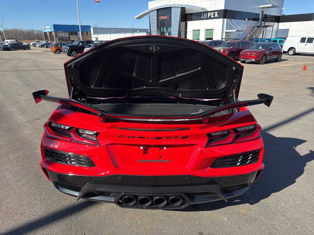 Used 2023 Chevrolet Corvette Z06 w/ Z07 Performance Package image 26
