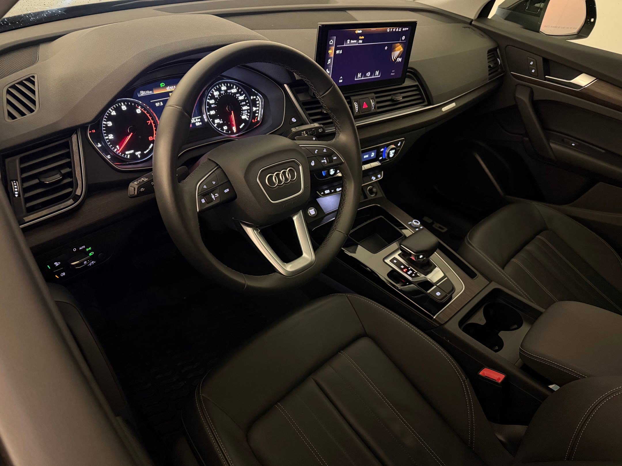 Certified 2023 Audi Q5 2.0T Premium w/ Convenience Package image 4