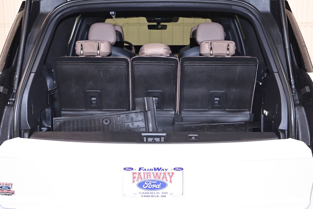 Used 2025 Lincoln Navigator Black Label image 43