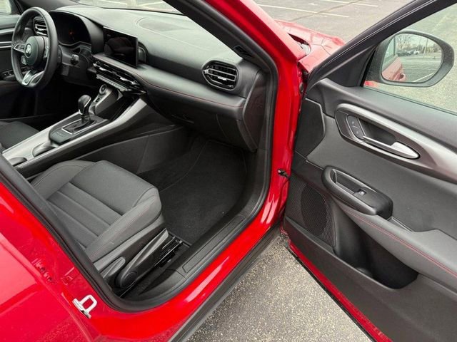 Used 2025 Dodge Hornet GT w/ GT Blacktop Package image 15