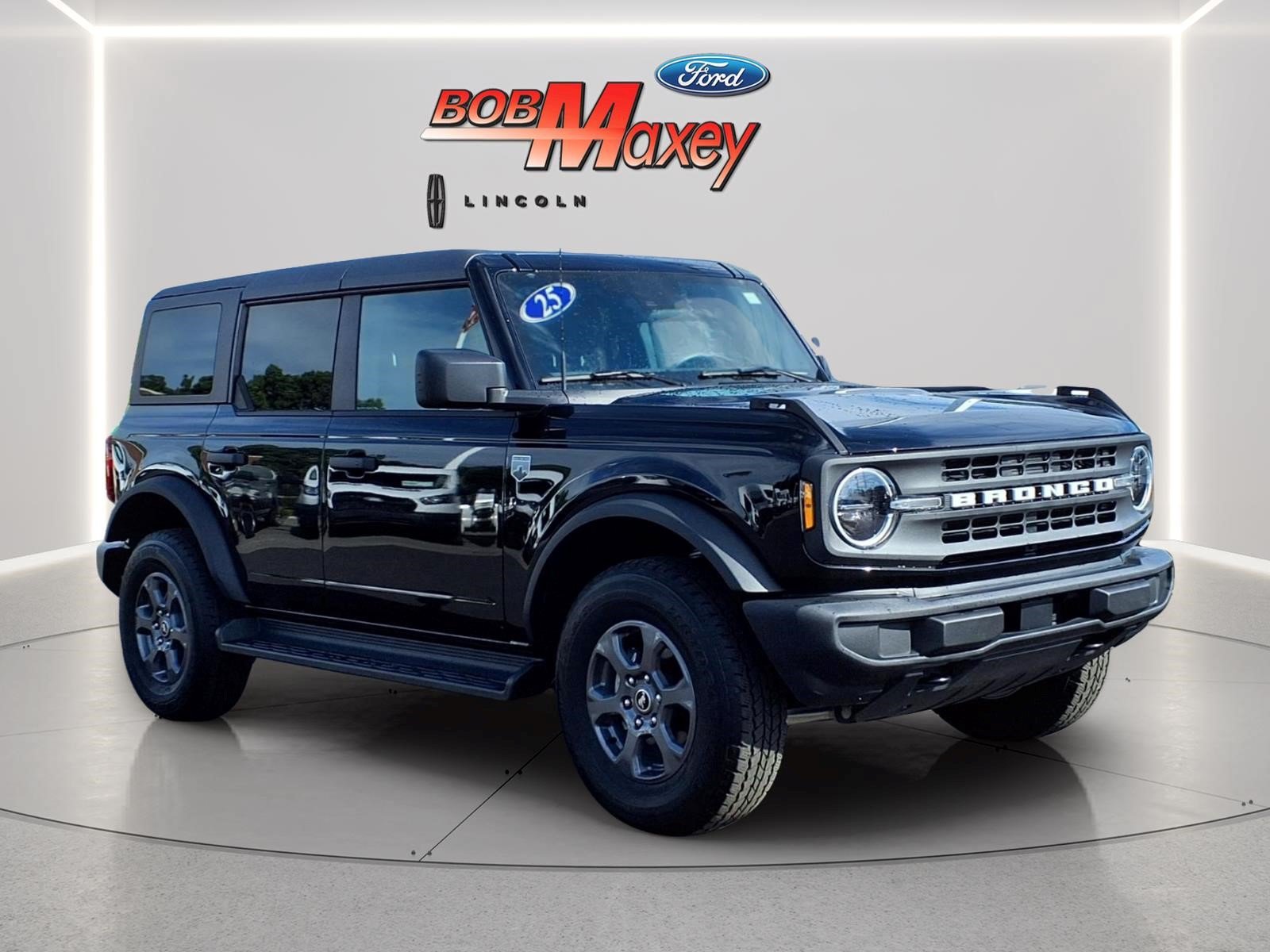 Used 2025 Ford Bronco Big Bend AWD/4WD image 3