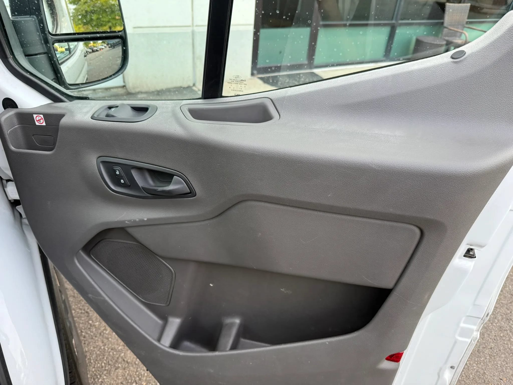 Used 2021 Ford Transit 150 Low Roof RWD image 18