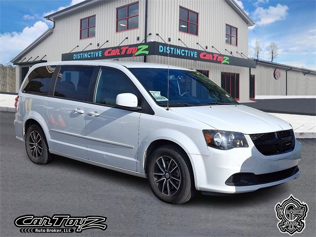Used 2017 Dodge Grand Caravan SE