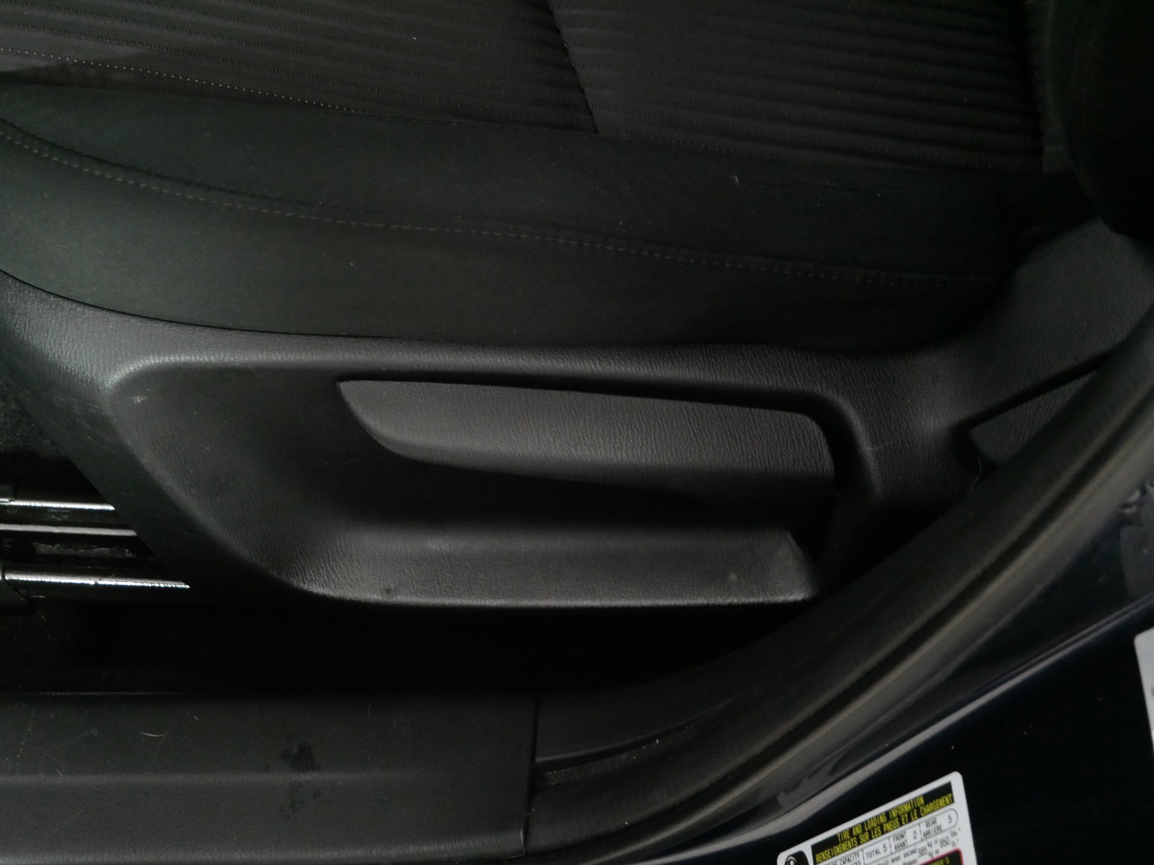 Used 2015 MAZDA MAZDA3 i Touring image 20