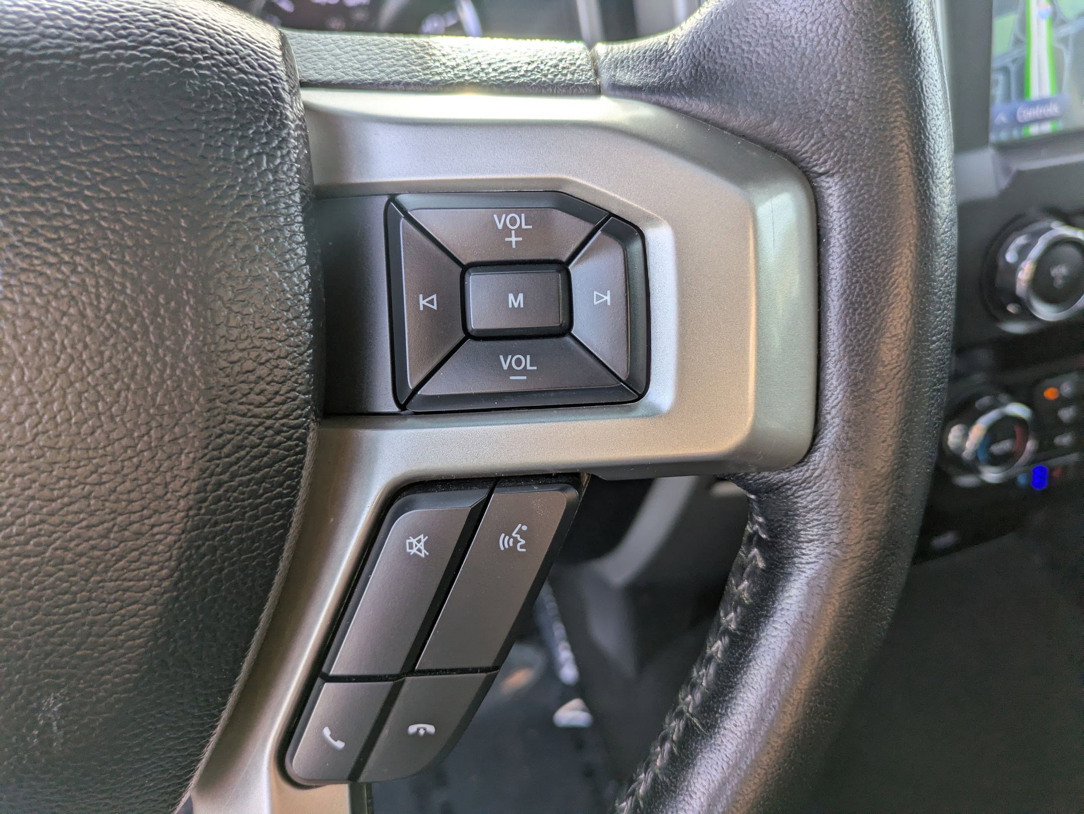 Used 2021 Ford F350 Lariat w/ Lariat Ultimate Package image 19