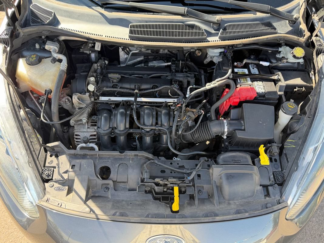 Used 2016 Ford Fiesta SE FWD image 25