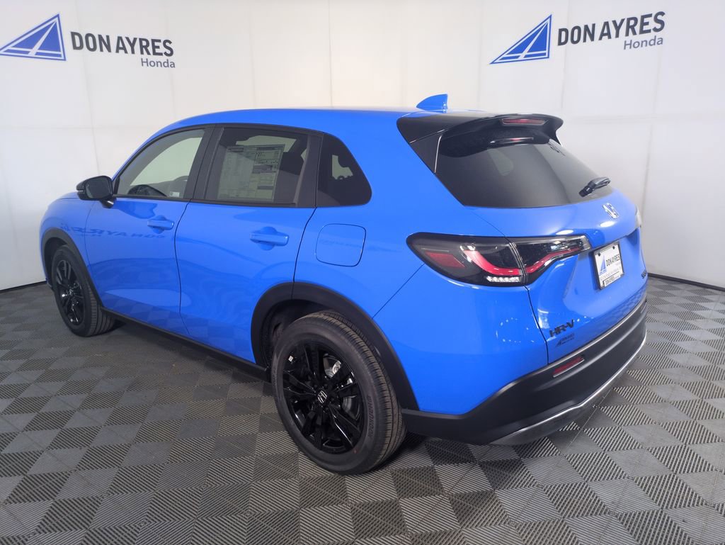 New 2026 Honda HR-V Sport image 3