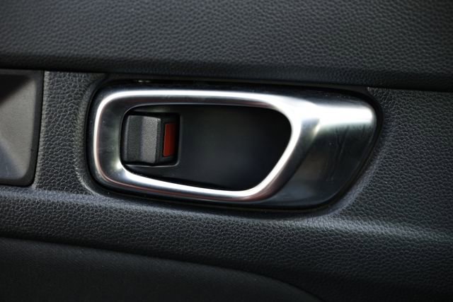 Used 2025 Honda Civic Sport image 16
