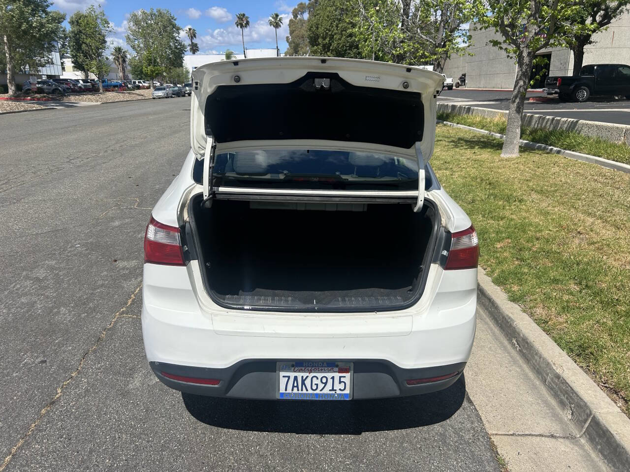 Used 2013 Kia Rio EX w/ Convenience Pkg FWD image 10