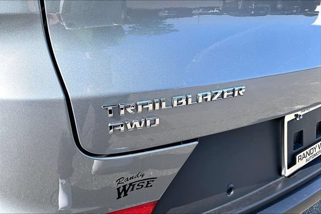 Used 2024 Chevrolet TrailBlazer LS w/ LS Convenience Package AWD/4WD image 8