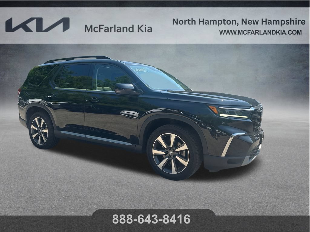 Used 2023 Honda Pilot Touring image 8