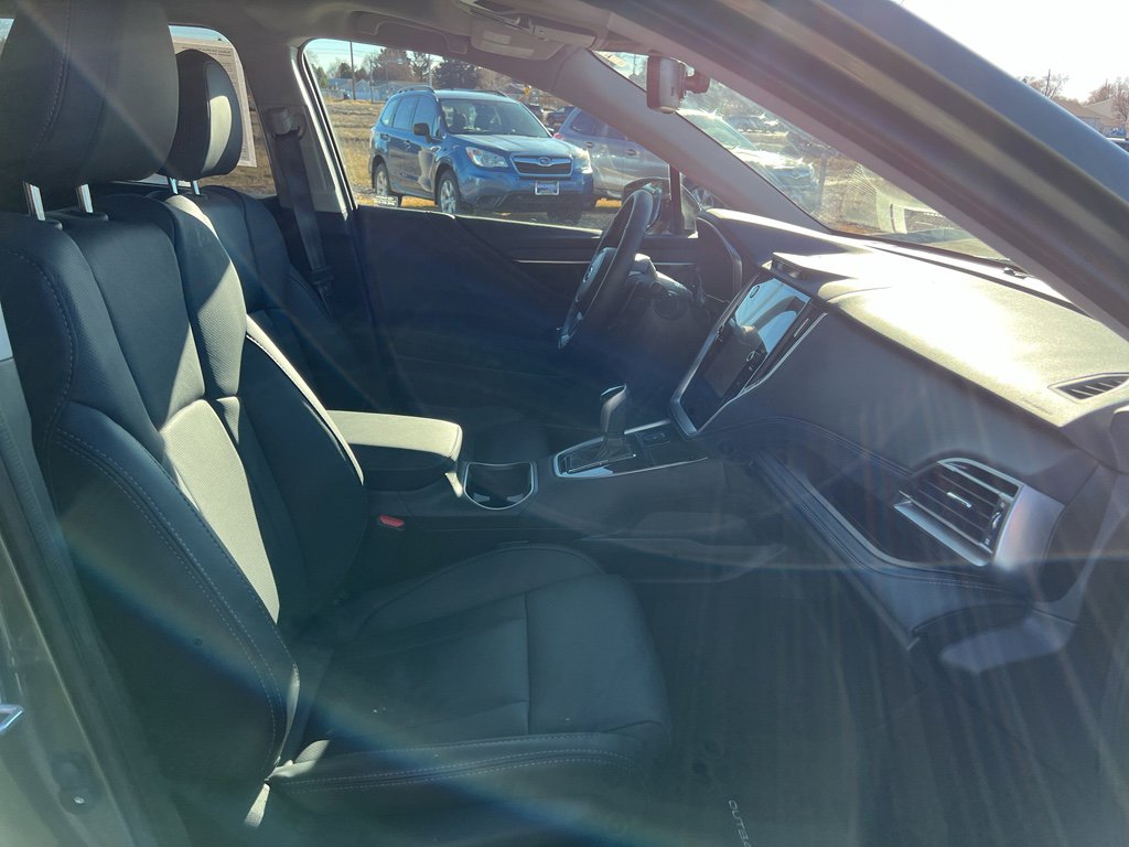 Certified 2025 Subaru Outback Limited image 29