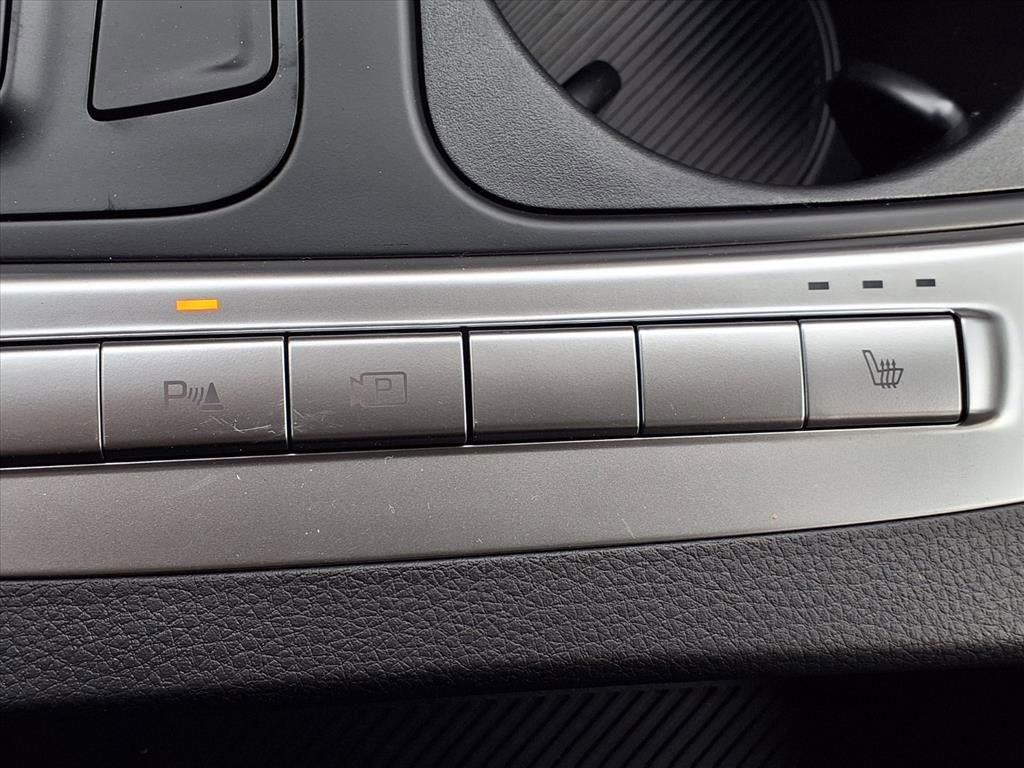 New 2026 Kia Carnival FWD image 8