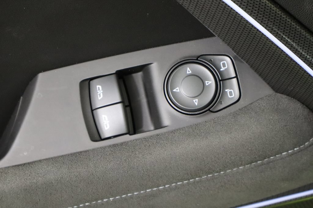 Used 2020 Chevrolet Camaro SS RWD image 22