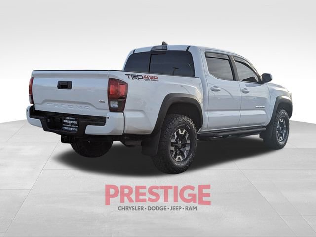 Used 2019 Toyota Tacoma TRD Off-Road image 6