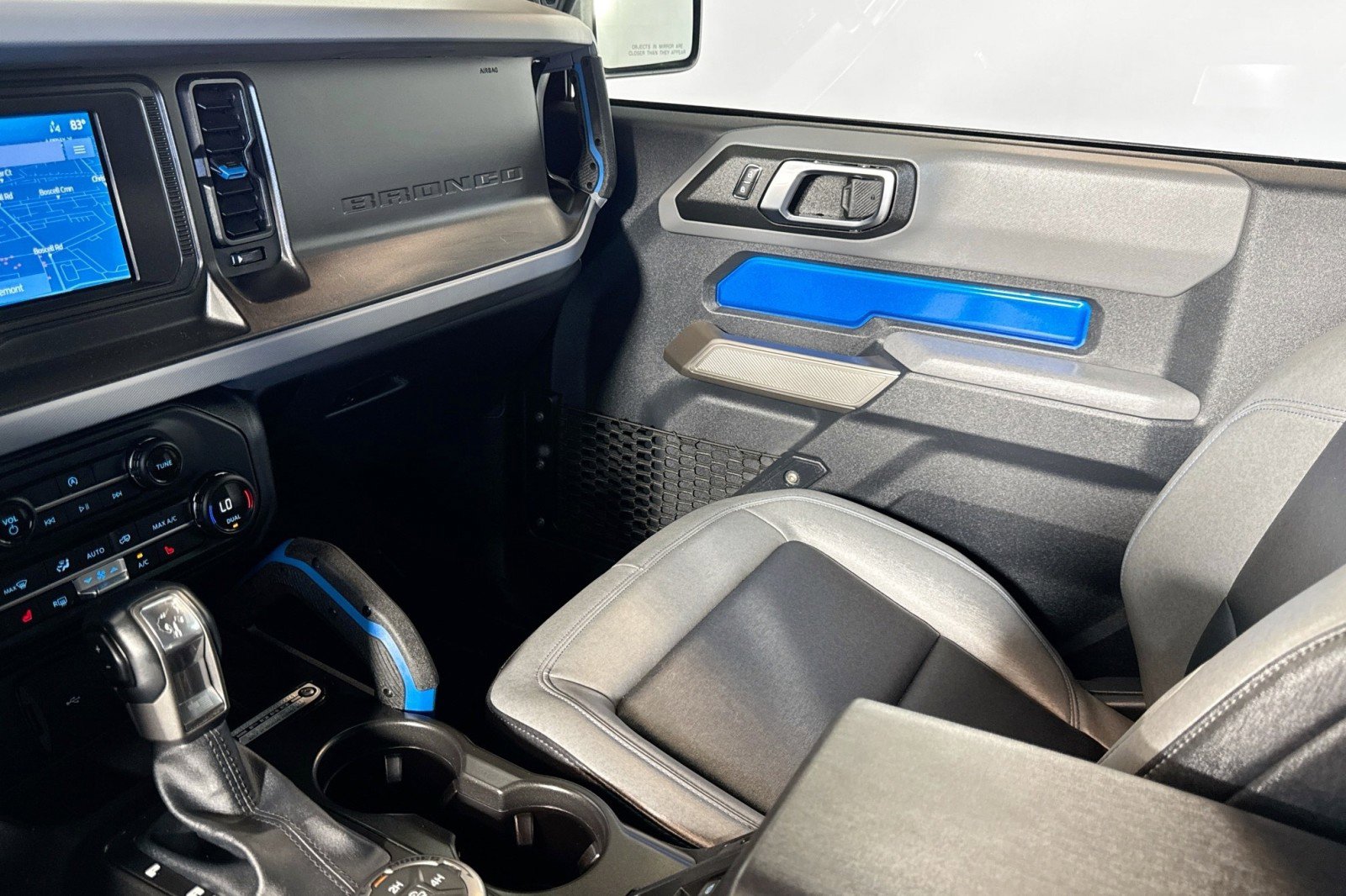 Used 2021 Ford Bronco Black Diamond image 21