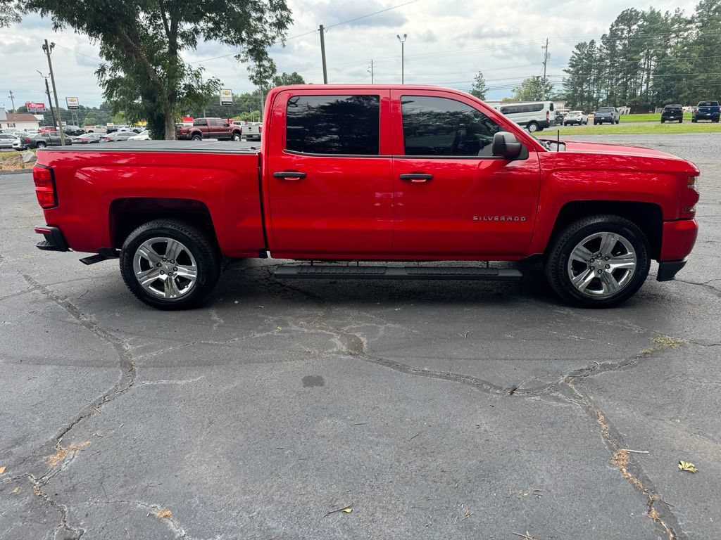 Used 2018 Chevrolet Silverado 1500 Custom w/ Custom Value Package RWD image 8