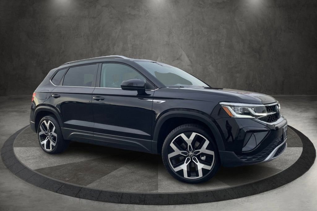 Used 2022 Volkswagen Taos SEL