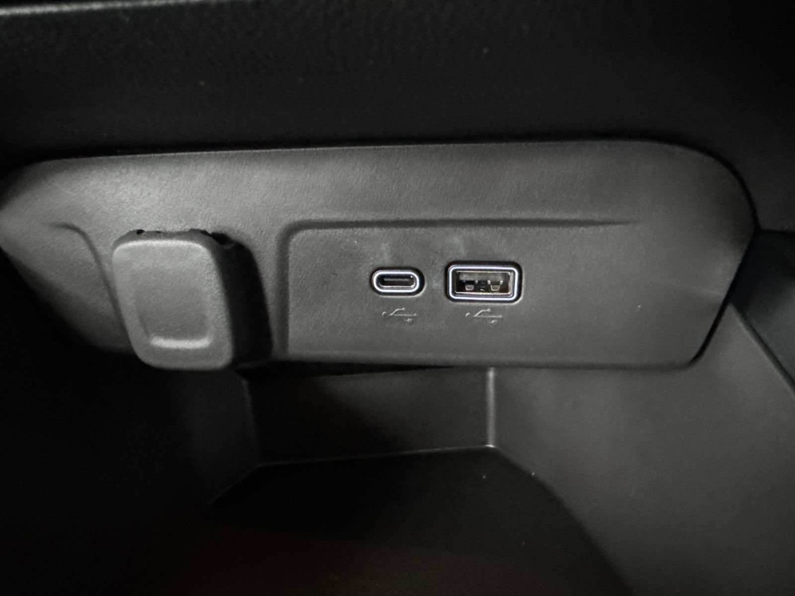 New 2026 Chevrolet Trax LT w/ LT Convenience Package FWD image 25