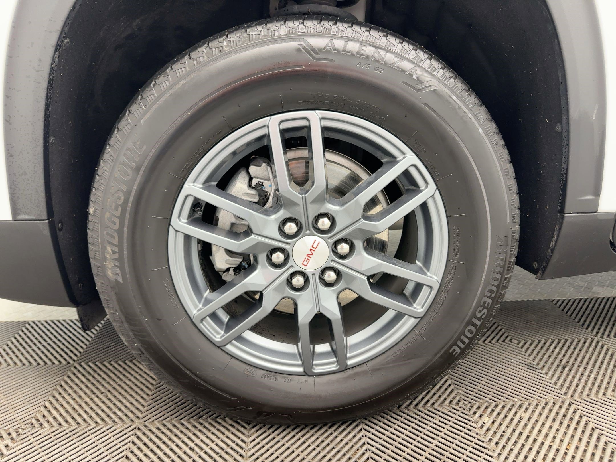 Certified 2025 GMC Acadia Elevation image 12