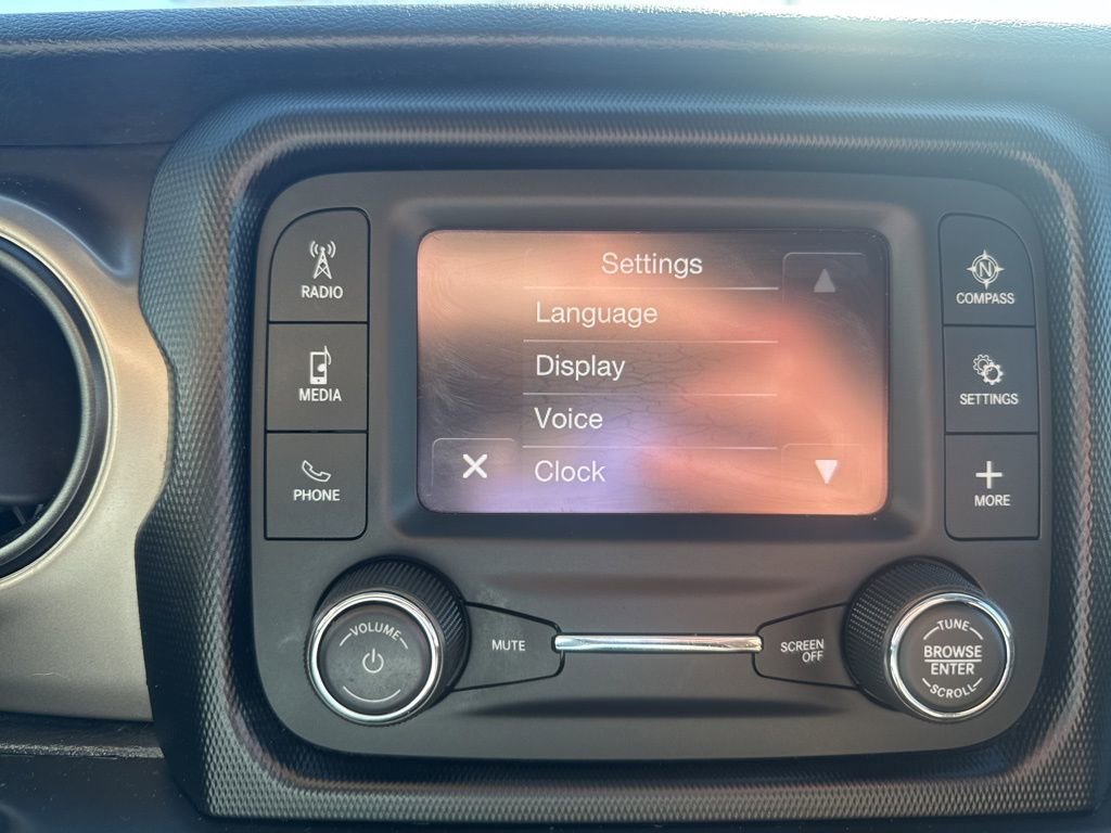 Used 2020 Jeep Wrangler Unlimited Sport AWD/4WD image 37