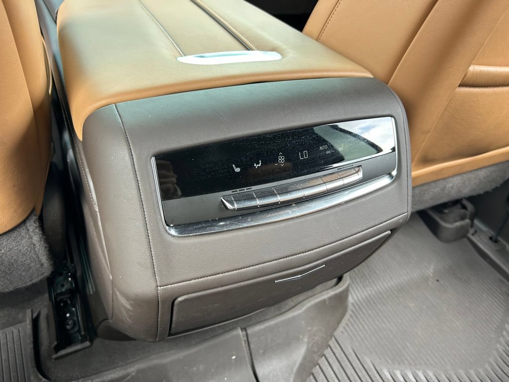 Used 2024 Cadillac Escalade Sport w/ LPO, ONYX Package AWD/4WD image 46