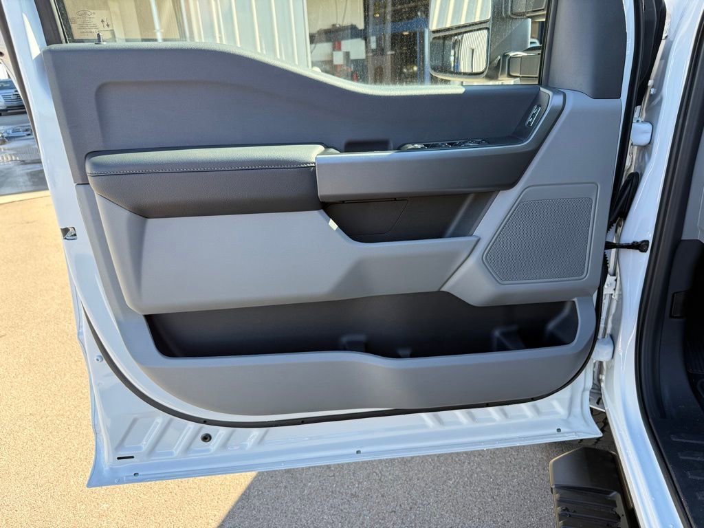 New 2026 Ford F250 XL w/ STX Appearance Package image 7