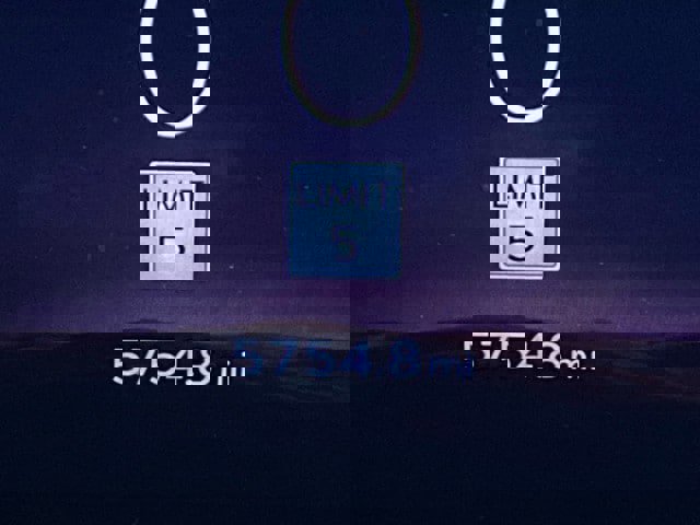 Used 2025 Lincoln Aviator AWD image 23