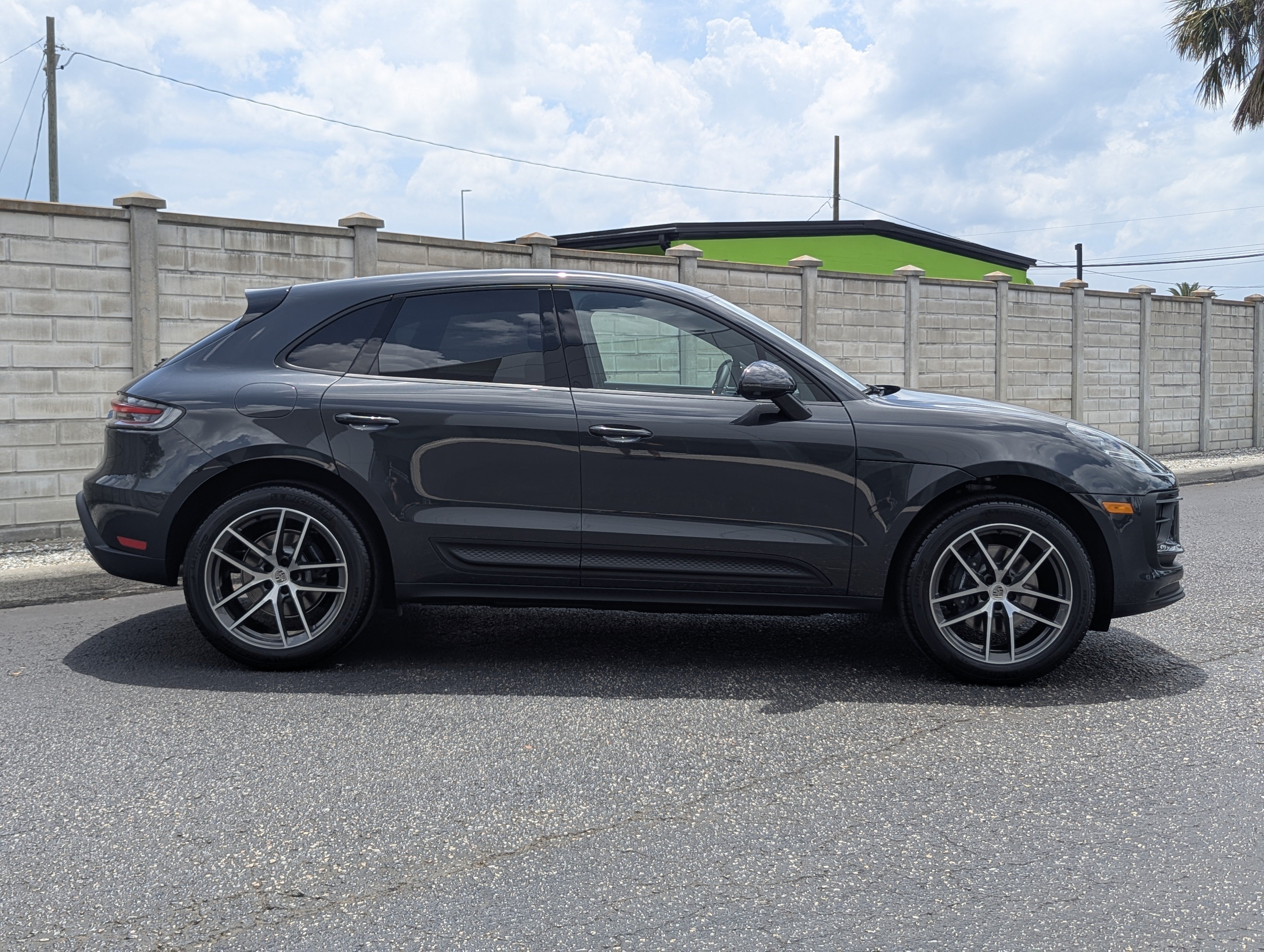 New 2026 Porsche Macan AWD/4WD image 9