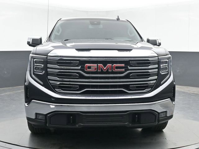 Used 2024 GMC Sierra 1500 SLT image 3