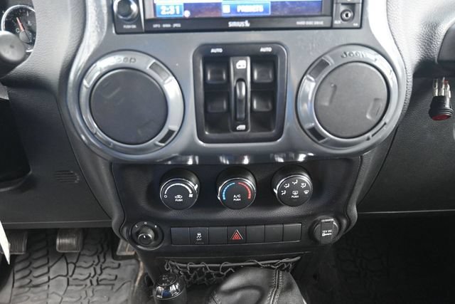 Used 2015 Jeep Wrangler Unlimited Sport AWD/4WD image 21