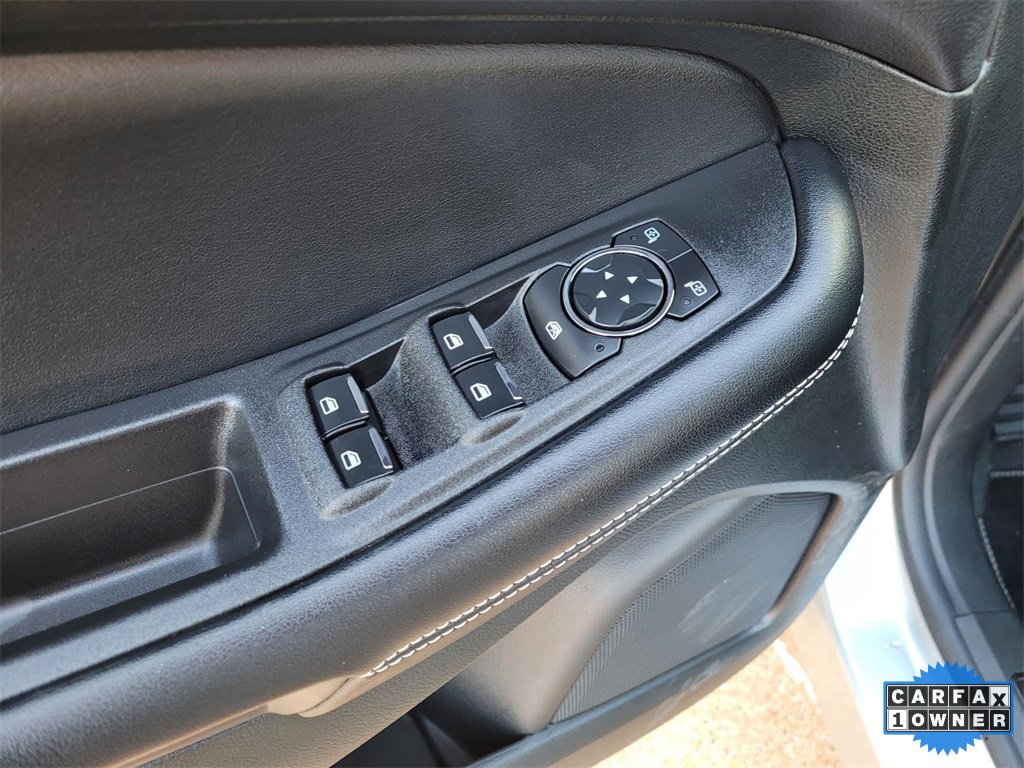 Used 2023 Ford Edge ST image 20