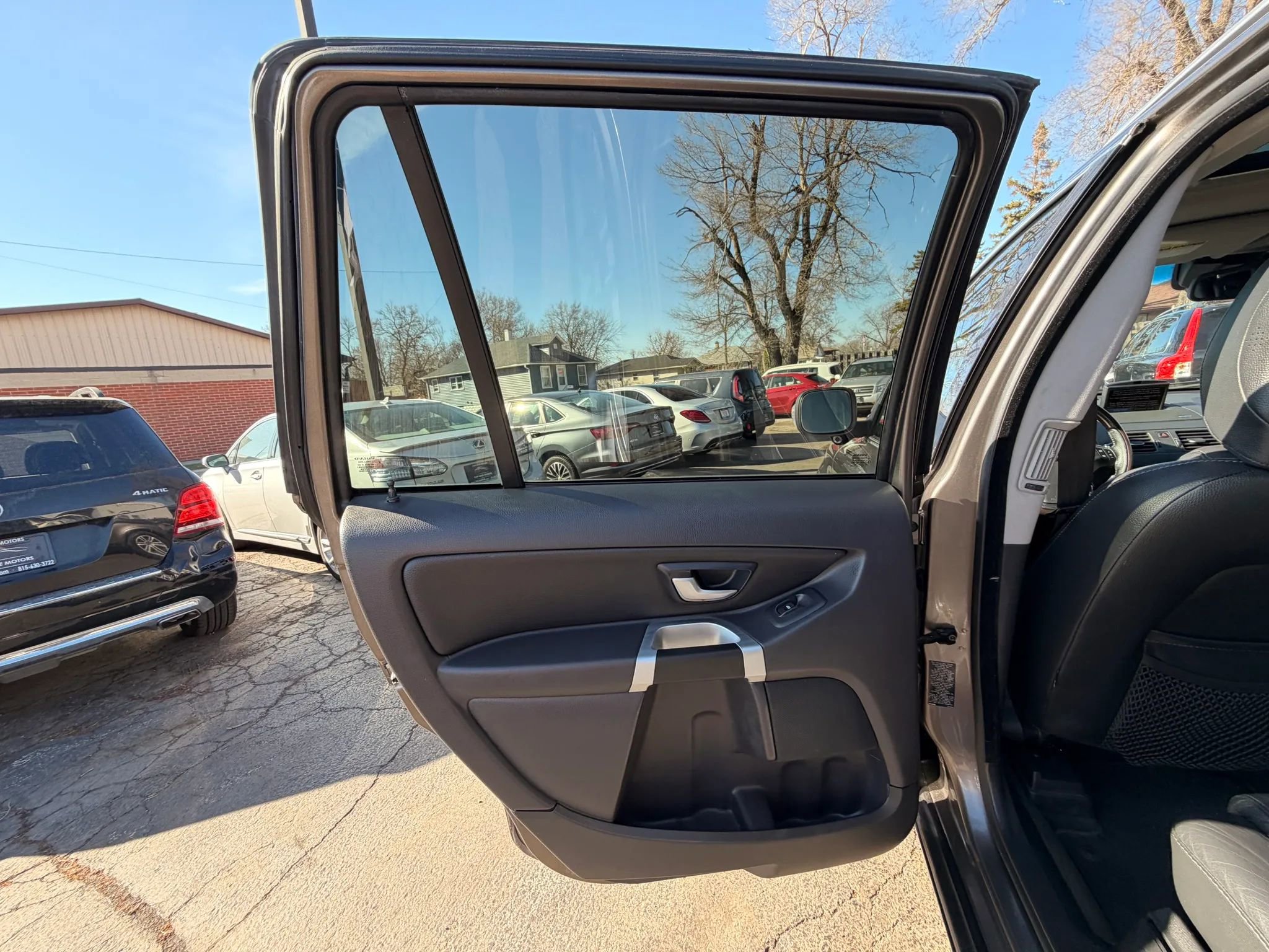 Used 2011 Volvo XC90 3.2 image 16