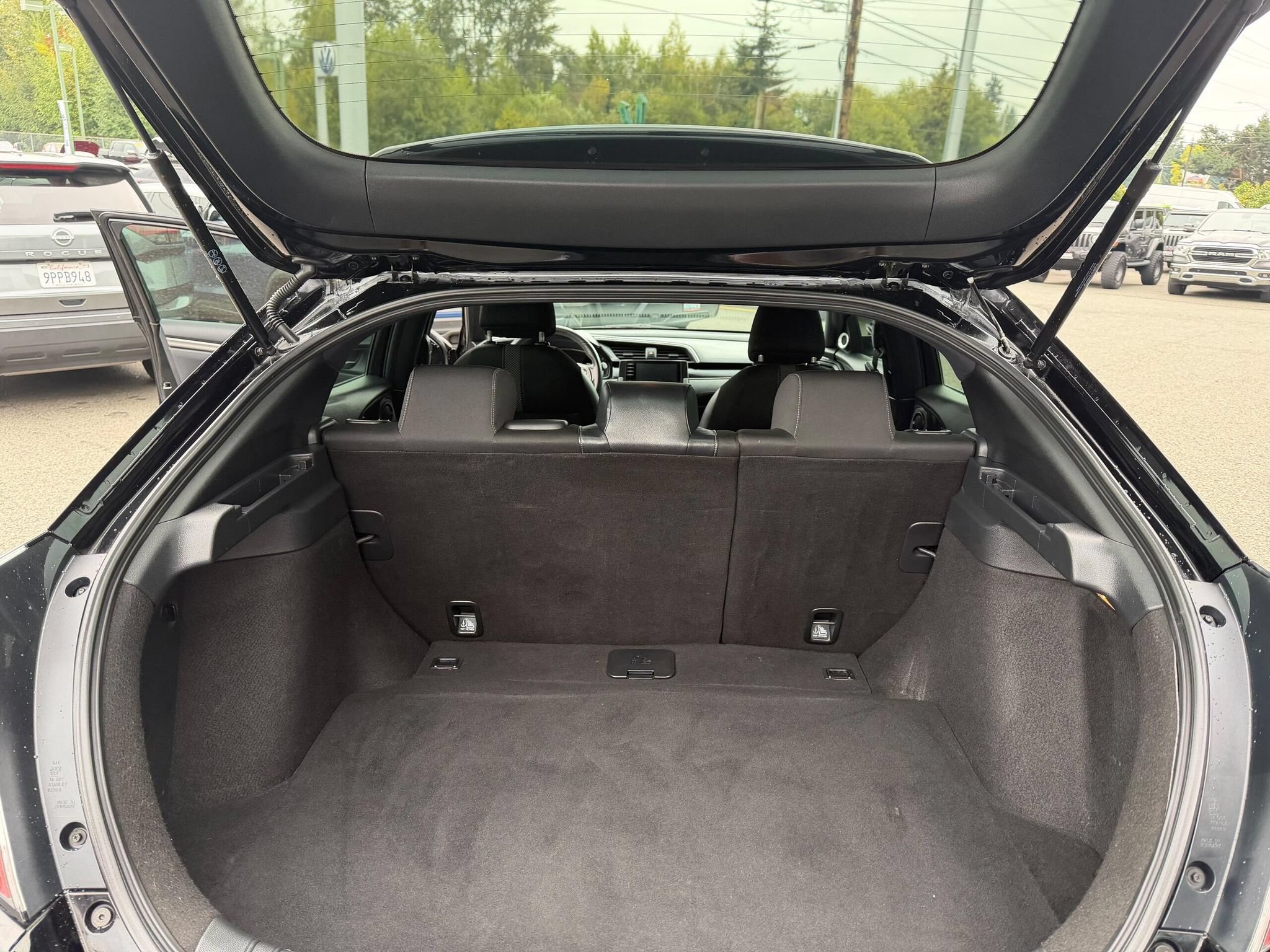 Used 2020 Honda Civic Sport image 9