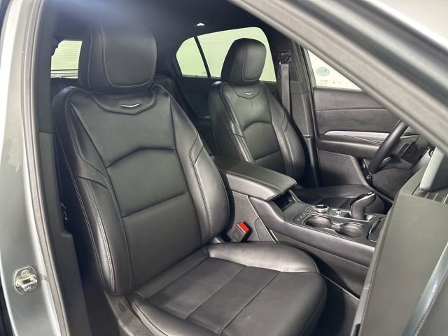 Used 2025 Cadillac XT4 Premium Luxury image 15