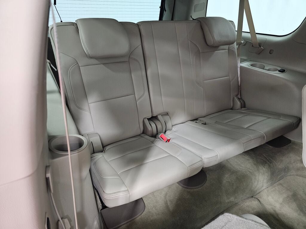 Used 2015 GMC Yukon XL Denali w/ Touring Package RWD image 19