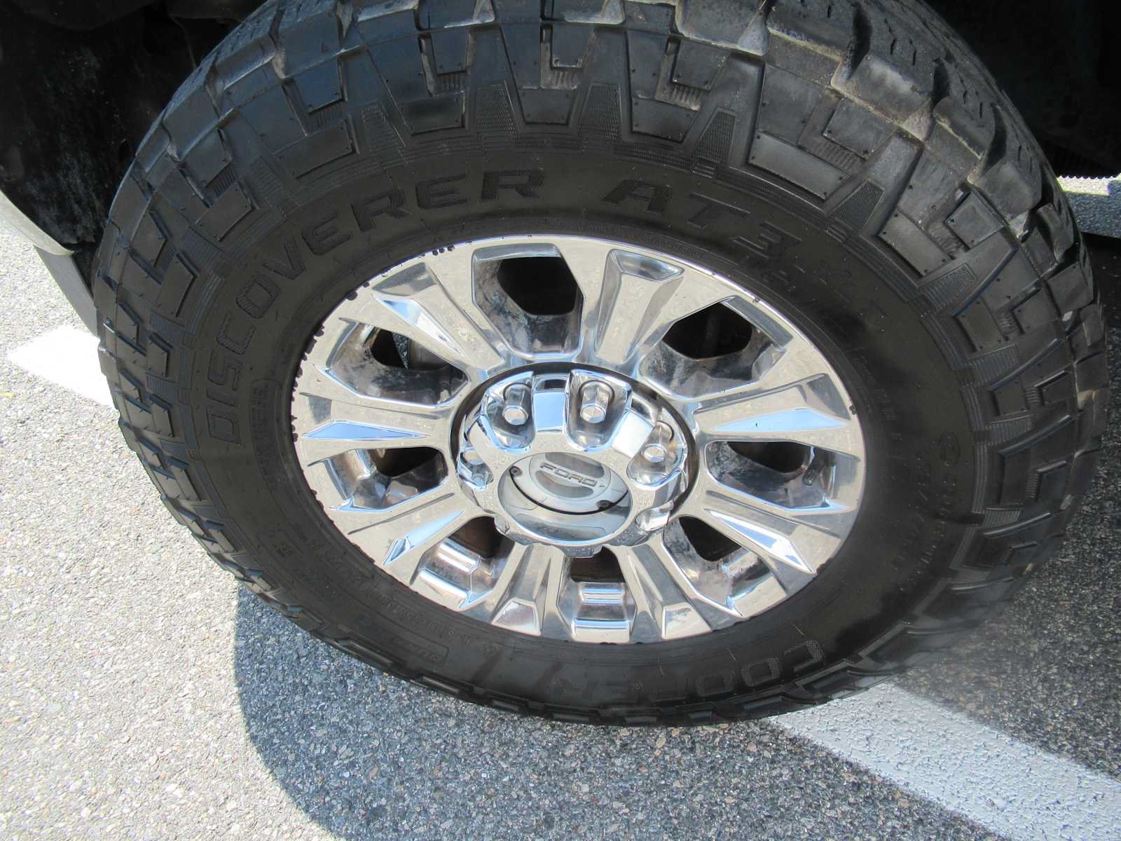 Used 2017 Ford F350 Lariat w/ Chrome Package AWD/4WD image 9